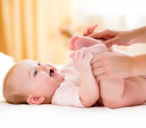 CÔ CHĂM BÉ MIỀN TÂY CHĂM BÉ 13 THÁNG
