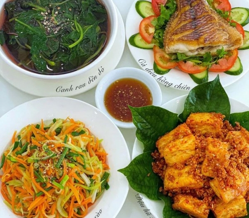 #Người_tìm_việc Cv :  Giúp Việc Nhà + Nấu Ăn Bao ăn ở tại quận bình thạnh