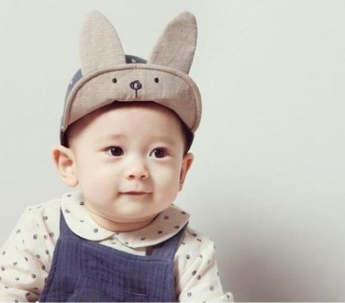 GIA ĐÌNH MÌNH CẦN TÌM CÔ CHĂM BÉ