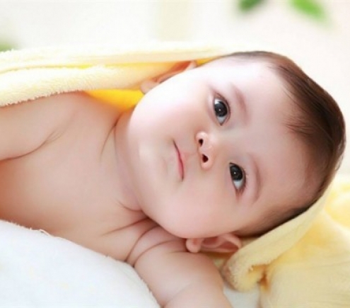 CẦN TÌM CÔ CHĂM BÉ SƠ SINH GIỎI 
