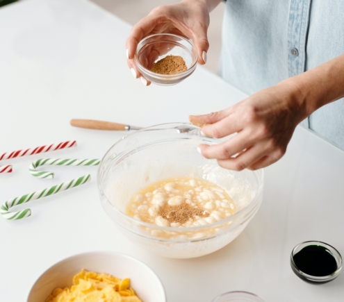 LƯƠNG 9TR CẦN TUYỂN GẤP 1 CÔ GIÚP VIỆC LÀM ĂN Ở LẠI QUẬN 4