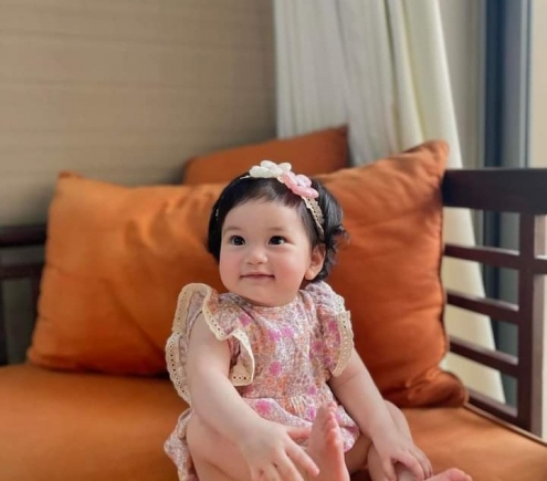 Em cần 1 cô chăm bé 6 tháng làm ở lại 