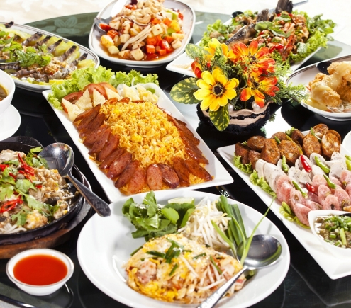 TÌM CÔ GIÚP VIỆC NẤU ĂN CHO 3 NGƯỜI TẠI Q4