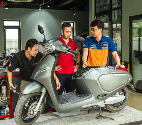 Cửa hàng xe máy cần tuyển gấp 1 bạn nam lắp rap xe máy.