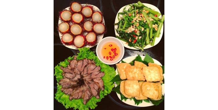 GIÚP VIỆC NHÀ _ NẤU ĂN NHÀ CHUNG CƯ LƯƠNG 9 TRIỆU ( BAO ĂN Ở) LIÊN HỆ : 0972639511